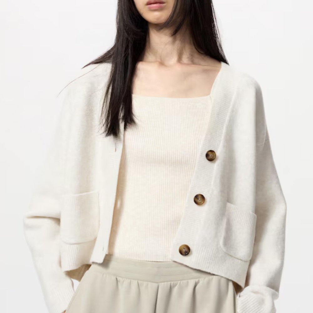 Uniqlo Soufflé Yarn Cardigan V Neck